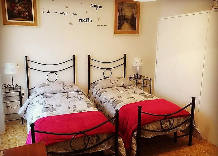 Serafini فندق مبيت وإفطار روما